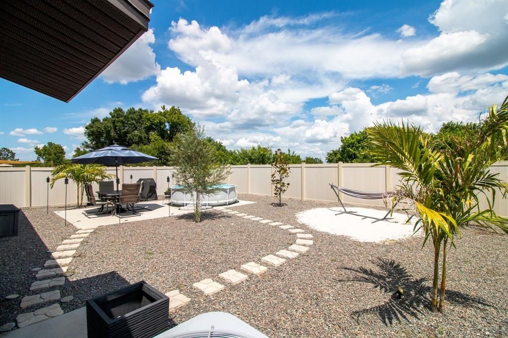 For Sale: $378,000 (4 beds, 2 baths, 1935 Square Feet)