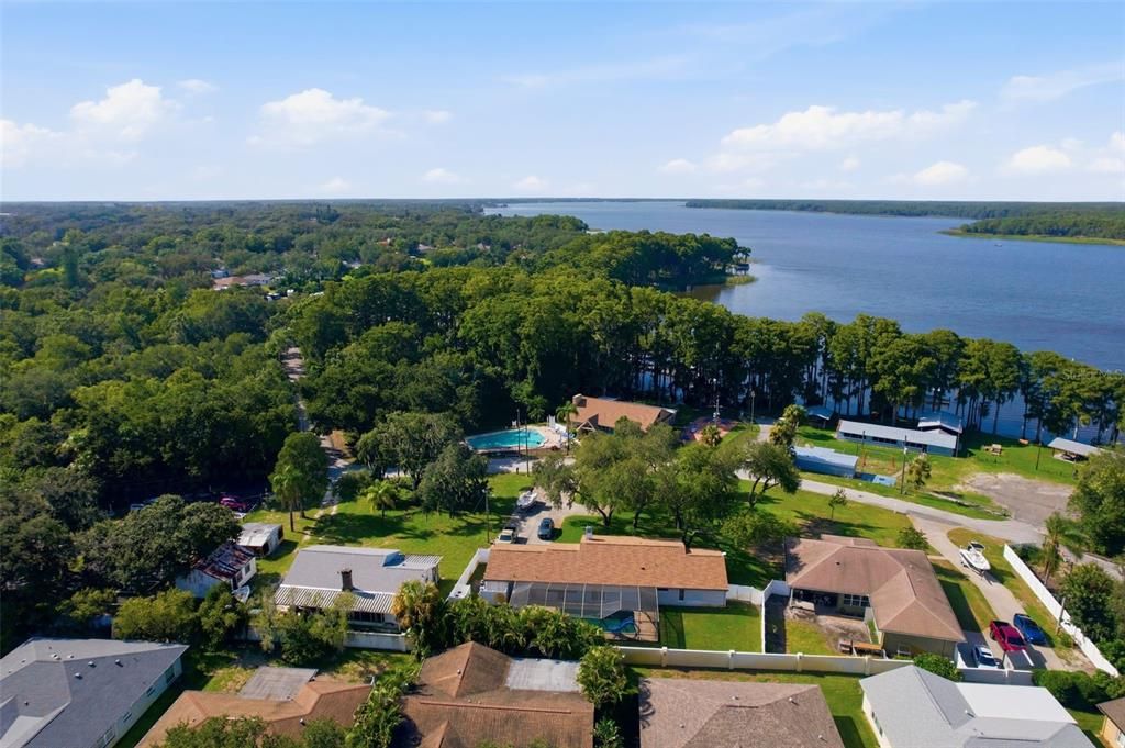 For Sale: $242,500 (2 beds, 2 baths, 1000 Square Feet)