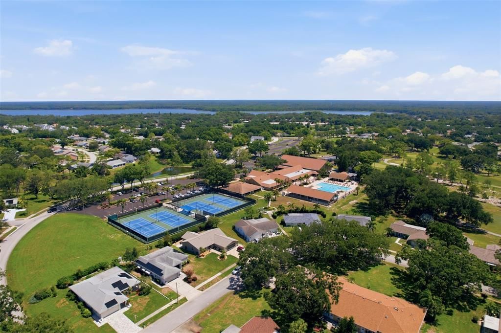 For Sale: $242,500 (2 beds, 2 baths, 1000 Square Feet)