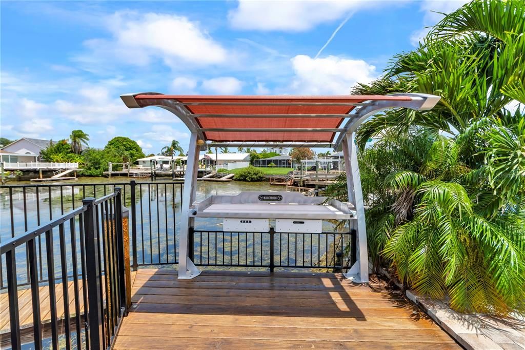 For Sale: $999,999 (3 beds, 2 baths, 2018 Square Feet)