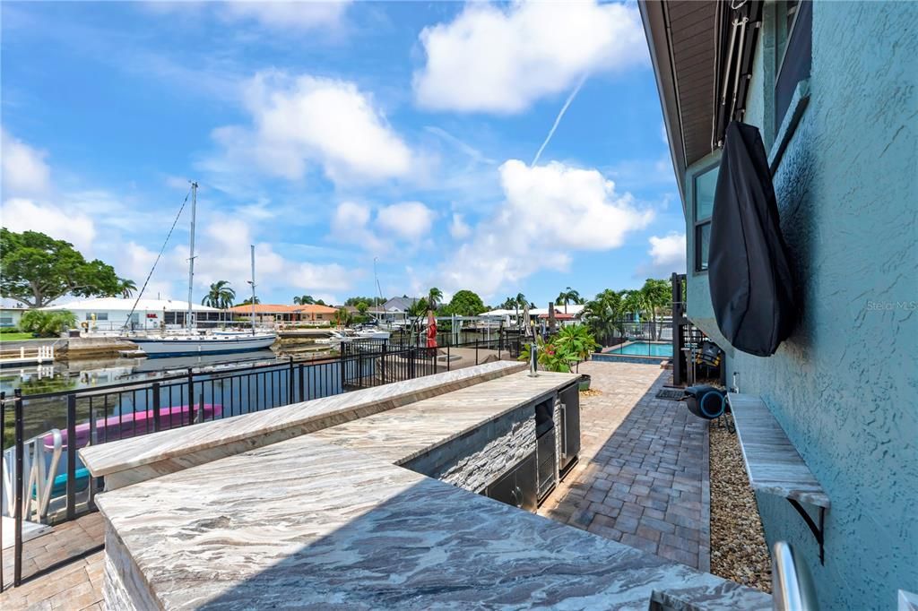 For Sale: $999,999 (3 beds, 2 baths, 2018 Square Feet)