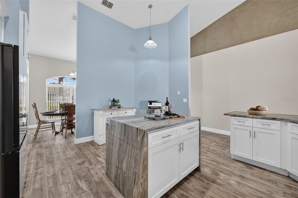 En Venta: $434,900 (3 camas, 2 baños, 2090 Pies cuadrados)