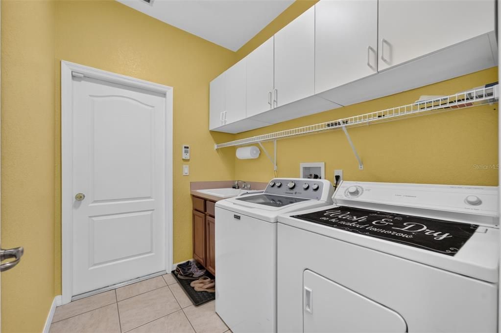 En Venta: $434,900 (3 camas, 2 baños, 2090 Pies cuadrados)