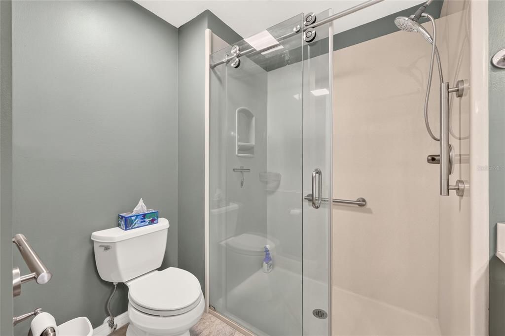 For Sale: $289,000 (2 beds, 2 baths, 1879 Square Feet)