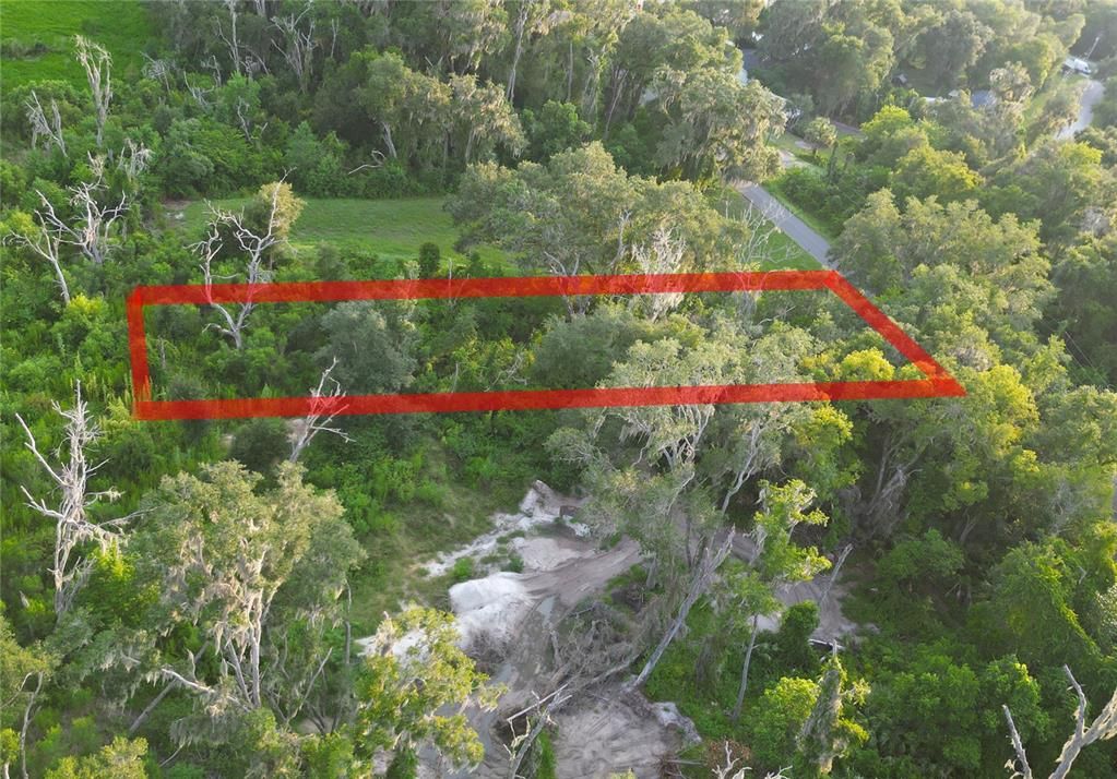 На продажу: $23,999 (0.57 acres)