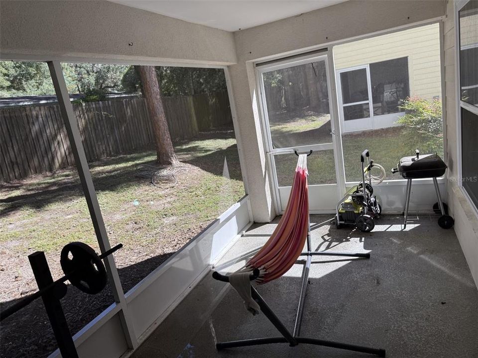 For Rent: $2,275 (3 beds, 2 baths, 1420 Square Feet)