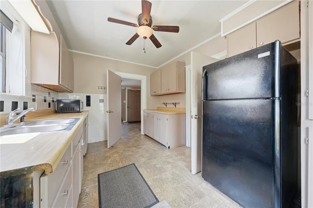 For Sale: $850,000 (0 beds, 0 baths, 1892 Square Feet)