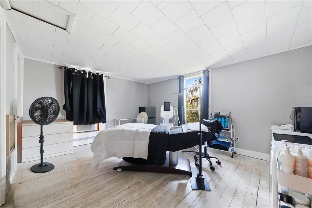 For Sale: $850,000 (0 beds, 0 baths, 1892 Square Feet)
