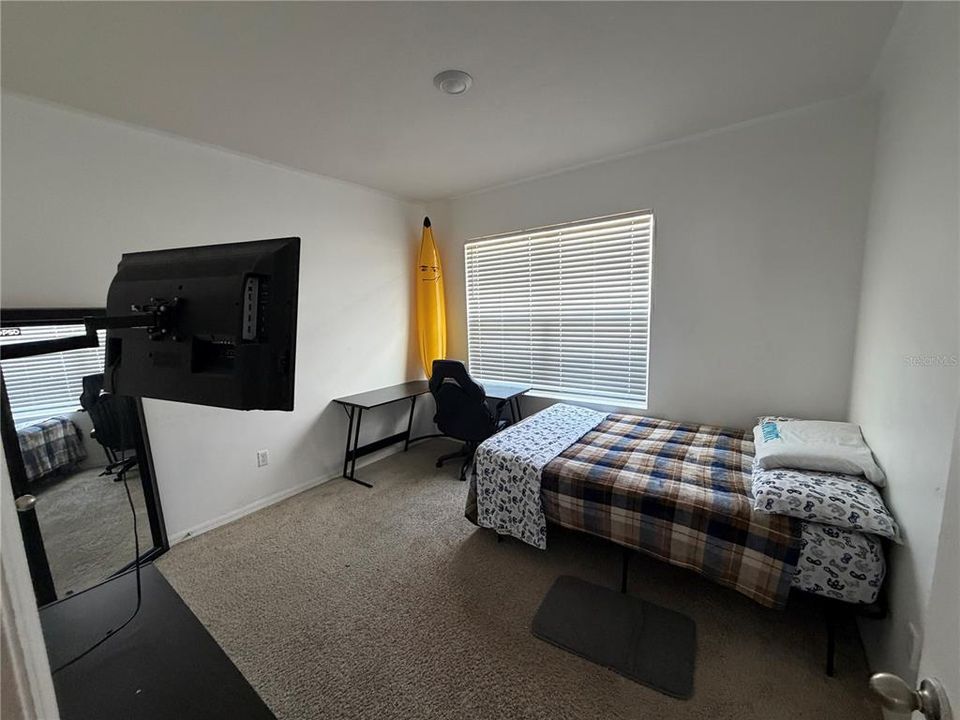 For Sale: $350,000 (3 beds, 2 baths, 1672 Square Feet)