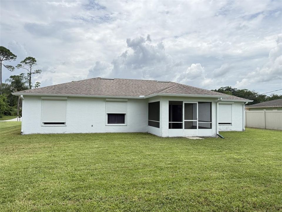 For Sale: $274,999 (3 beds, 2 baths, 1594 Square Feet)