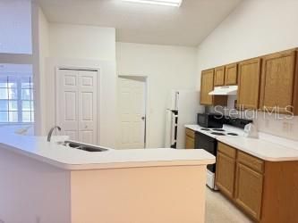 For Sale: $274,999 (3 beds, 2 baths, 1594 Square Feet)