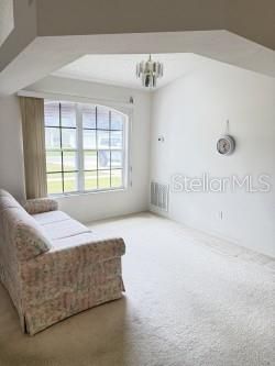 For Sale: $274,999 (3 beds, 2 baths, 1594 Square Feet)