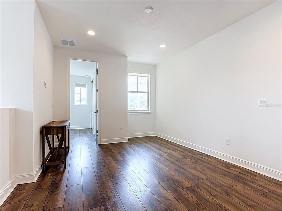 For Sale: $759,990 (4 beds, 4 baths, 3350 Square Feet)