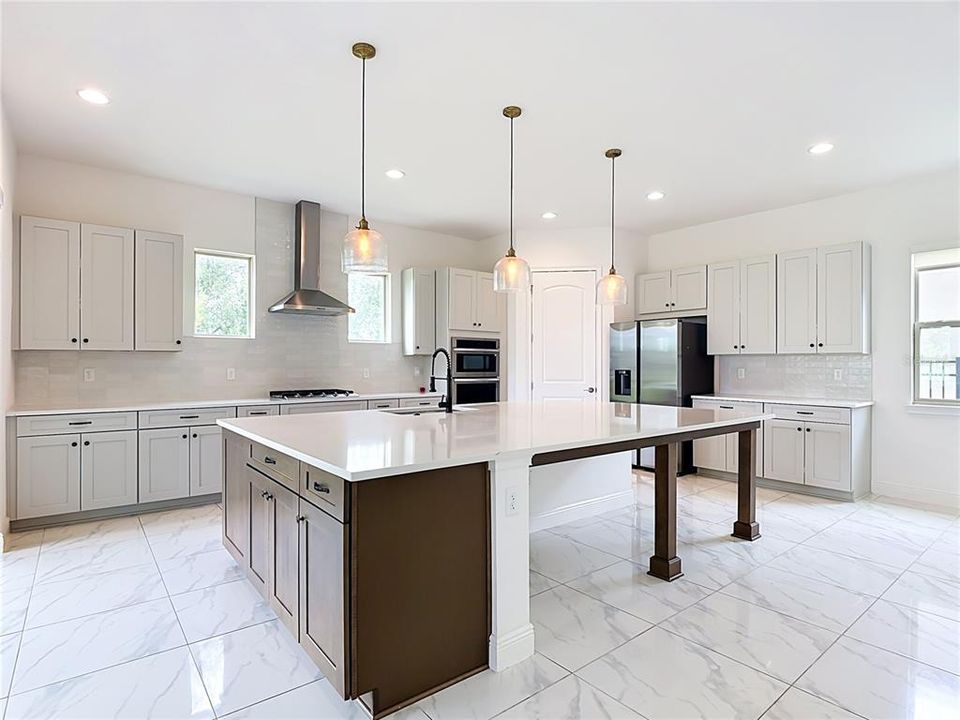 For Sale: $759,990 (4 beds, 4 baths, 3350 Square Feet)