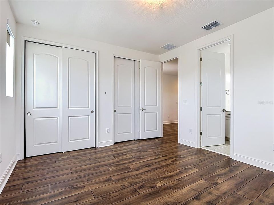 For Sale: $759,990 (4 beds, 4 baths, 3350 Square Feet)