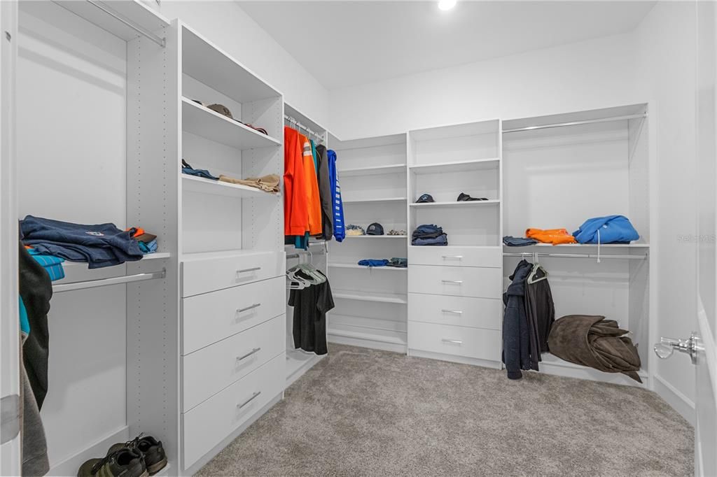 На продажу: $469,000 (3 спален, 2 ванн, 1661 Квадратных фут)