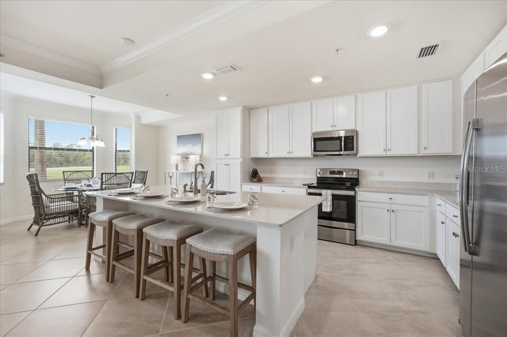For Rent: $2,650 (2 beds, 2 baths, 1142 Square Feet)