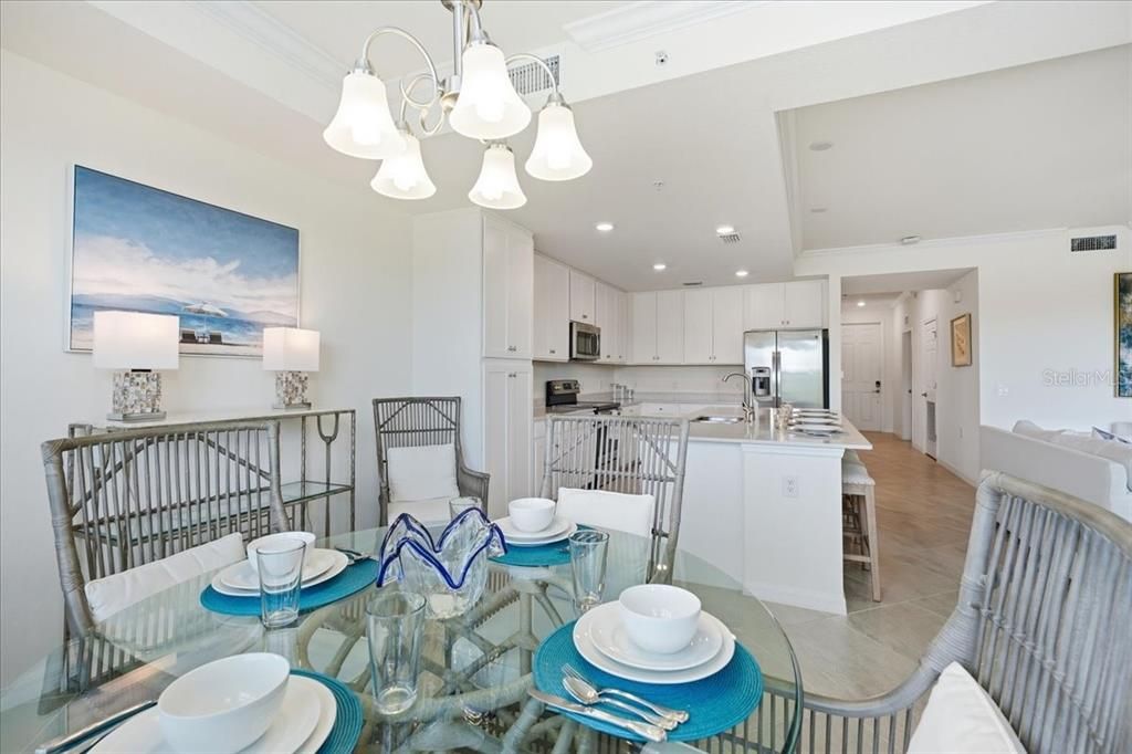 For Rent: $2,650 (2 beds, 2 baths, 1142 Square Feet)