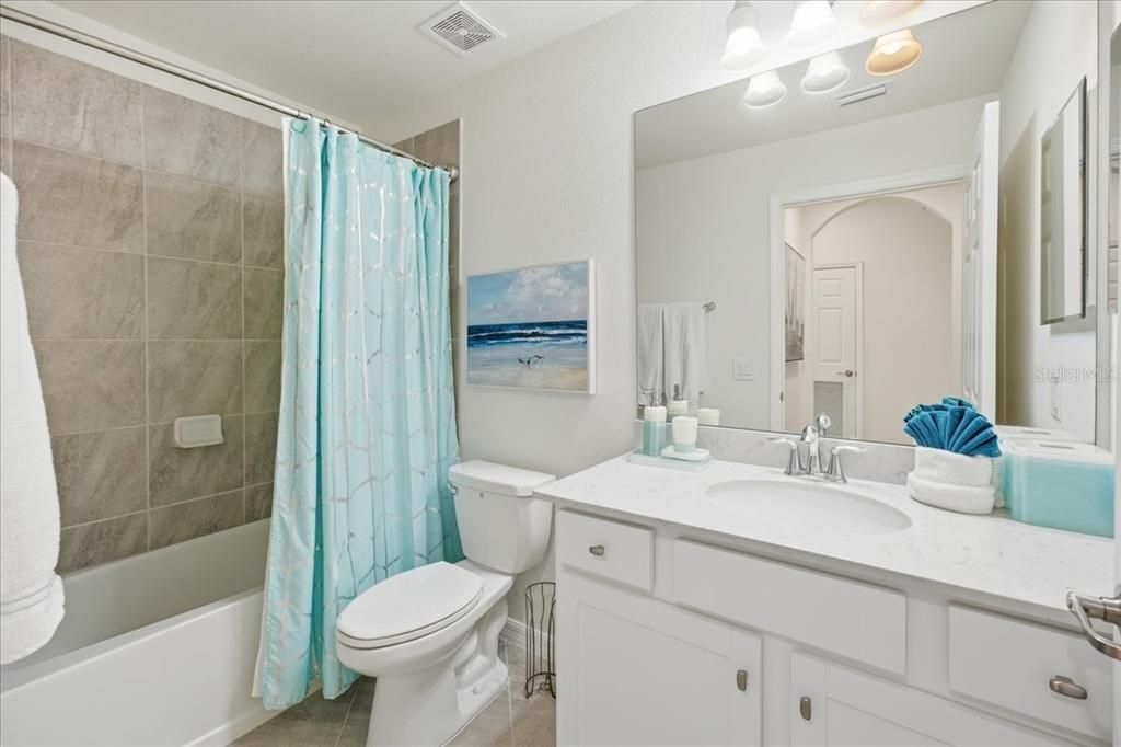 For Rent: $2,650 (2 beds, 2 baths, 1142 Square Feet)