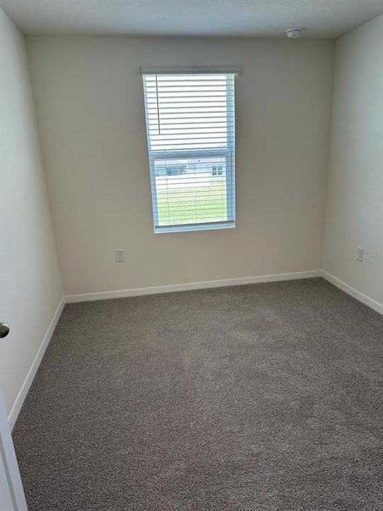 For Rent: $2,100 (3 beds, 2 baths, 1463 Square Feet)