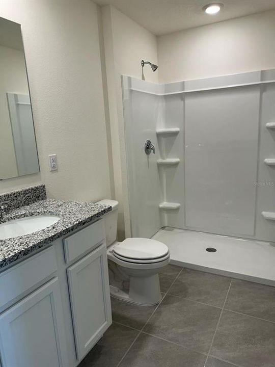 For Rent: $2,100 (3 beds, 2 baths, 1463 Square Feet)