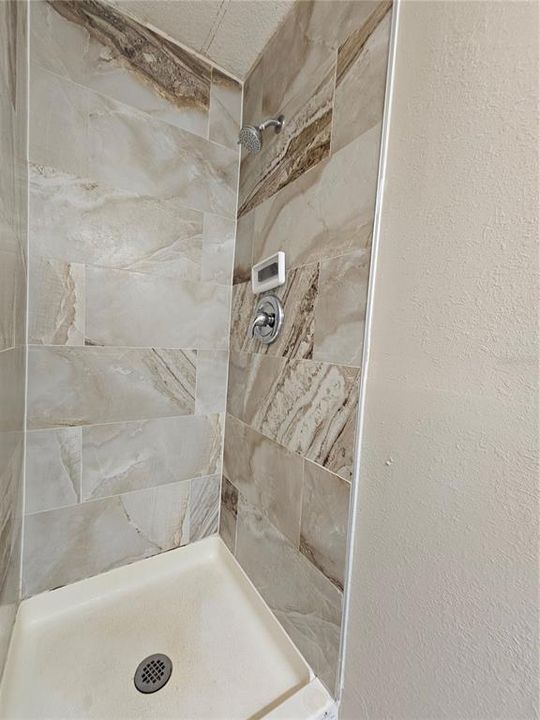 В аренду: $1,400 (2 спален, 2 ванн, 720 Квадратных фут)