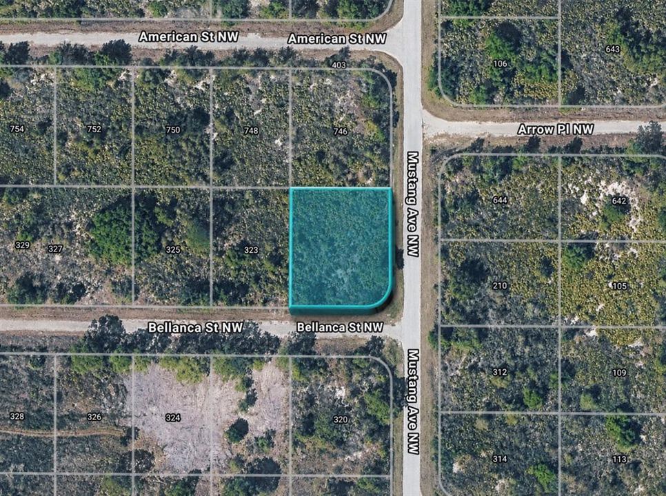 На продажу: $13,500 (0.30 acres)