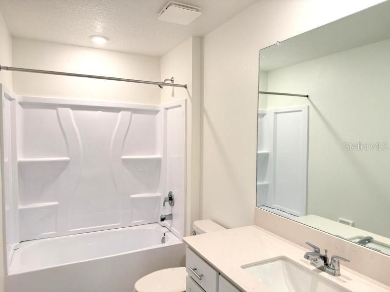 En Renta: $2,600 (4 camas, 2 baños, 1824 Pies cuadrados)