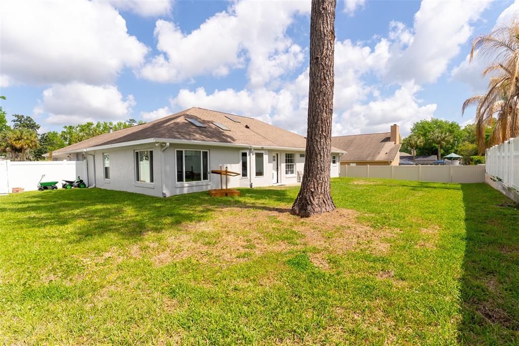 For Sale: $429,000 (4 beds, 3 baths, 2646 Square Feet)