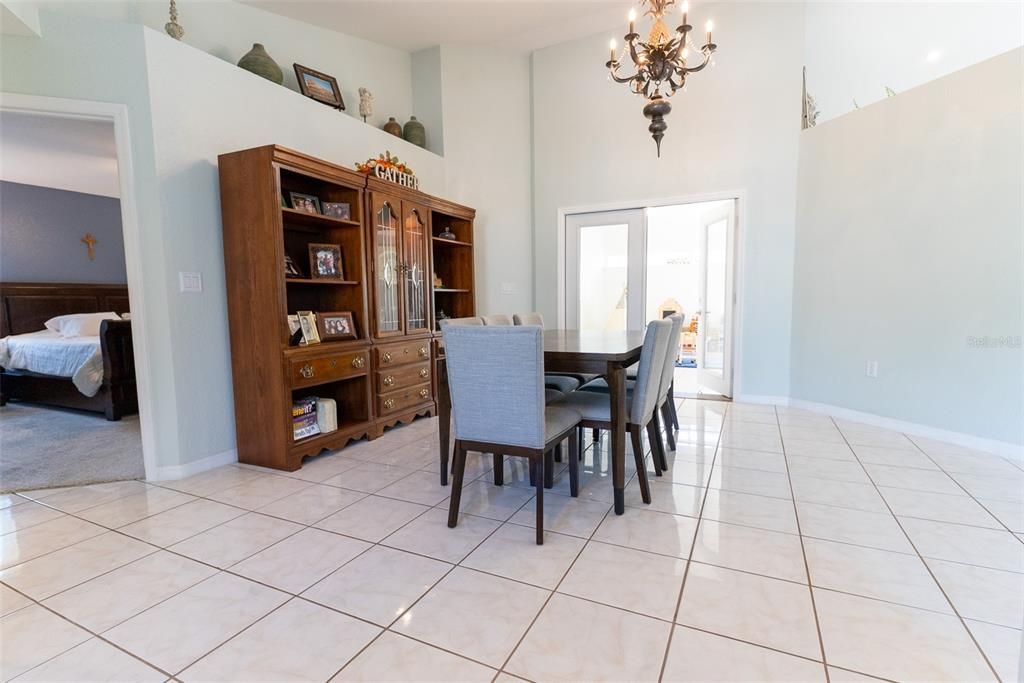 For Sale: $429,000 (4 beds, 3 baths, 2646 Square Feet)