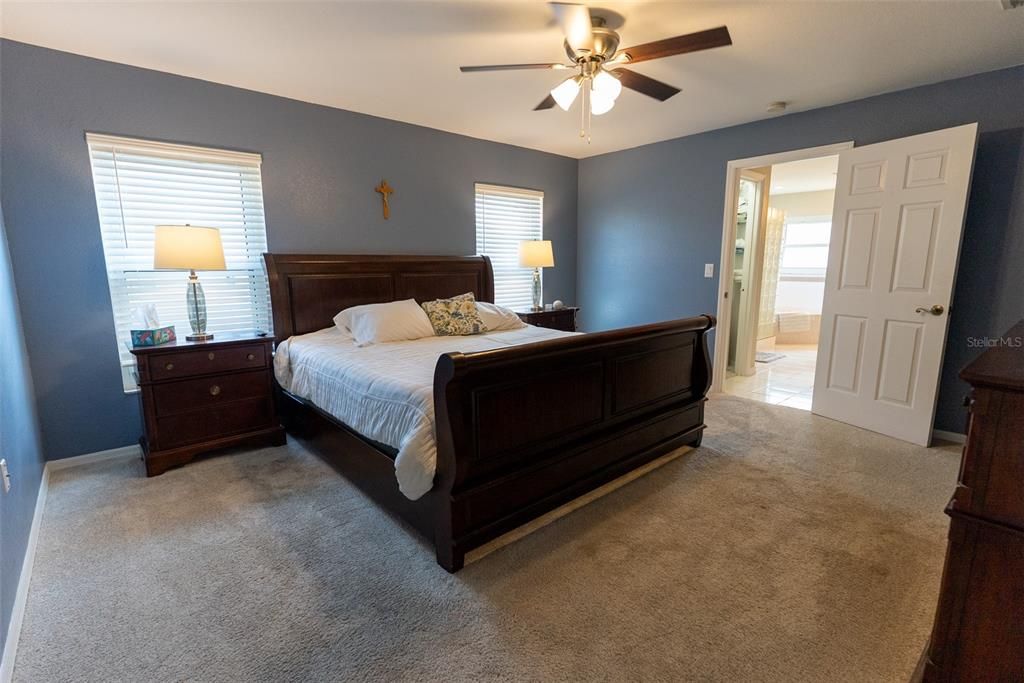 For Sale: $429,000 (4 beds, 3 baths, 2646 Square Feet)