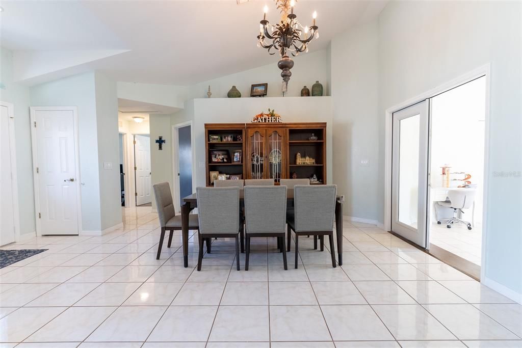 For Sale: $429,000 (4 beds, 3 baths, 2646 Square Feet)