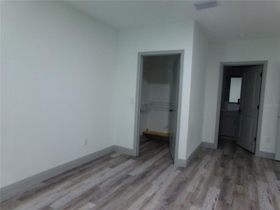В аренду: $2,150 (4 спален, 2 ванн, 1500 Квадратных фут)