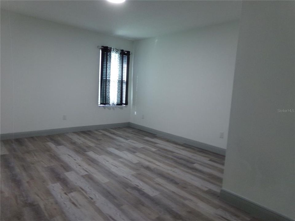 В аренду: $2,150 (4 спален, 2 ванн, 1500 Квадратных фут)