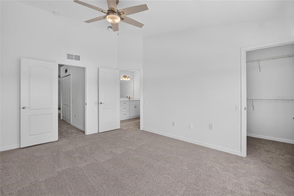 Activo con contrato: $280,000 (3 camas, 2 baños, 1644 Pies cuadrados)