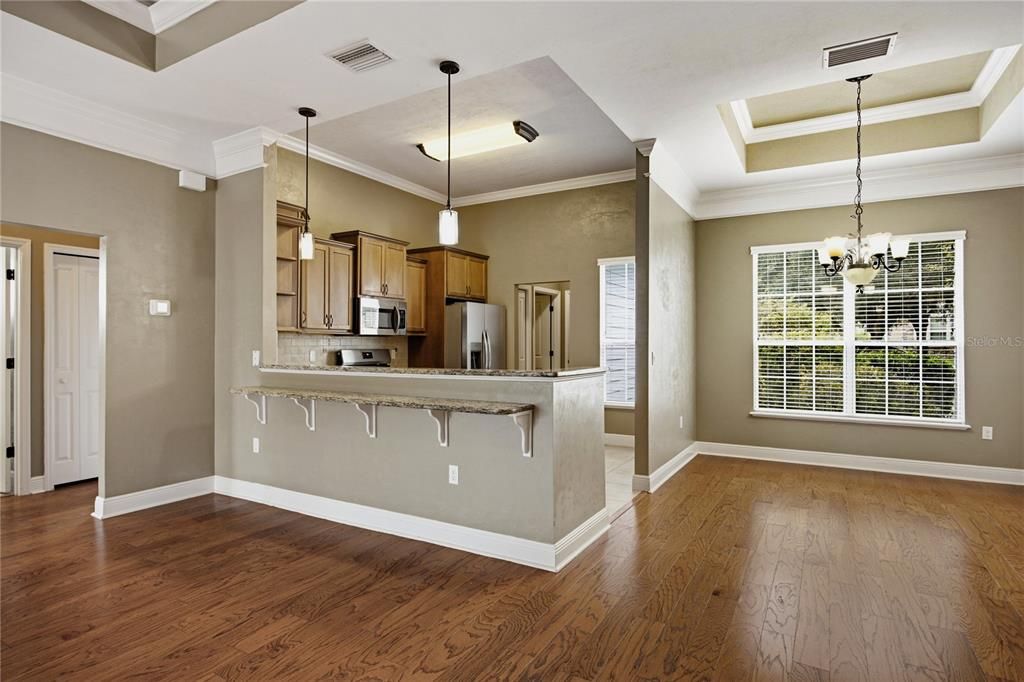 For Sale: $379,900 (4 beds, 2 baths, 1898 Square Feet)