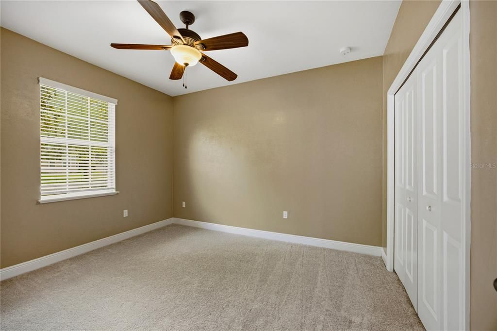 For Sale: $379,900 (4 beds, 2 baths, 1898 Square Feet)