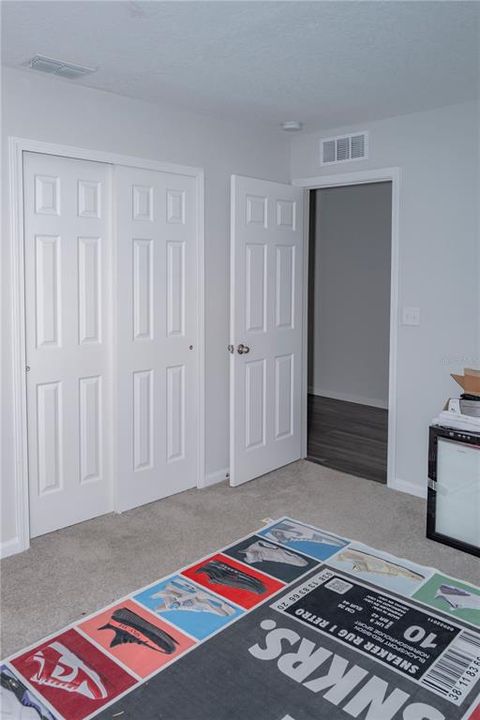 For Sale: $330,000 (3 beds, 2 baths, 1470 Square Feet)
