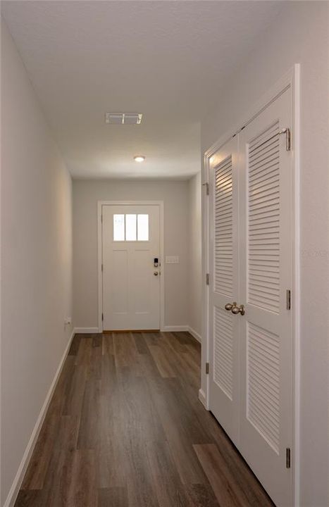 For Sale: $330,000 (3 beds, 2 baths, 1470 Square Feet)