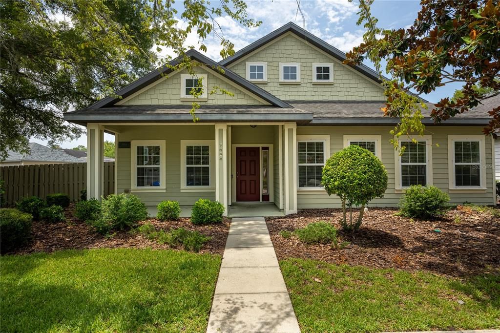 For Sale: $419,900 (5 beds, 2 baths, 2112 Square Feet)