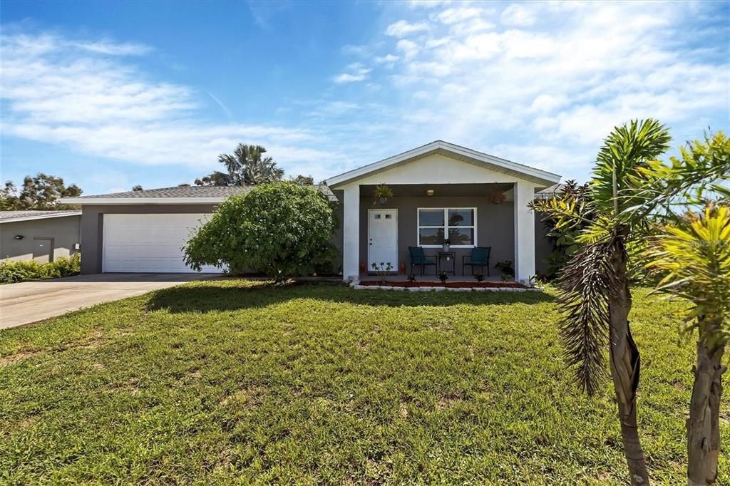 For Sale: $212,000 (2 beds, 2 baths, 1192 Square Feet)