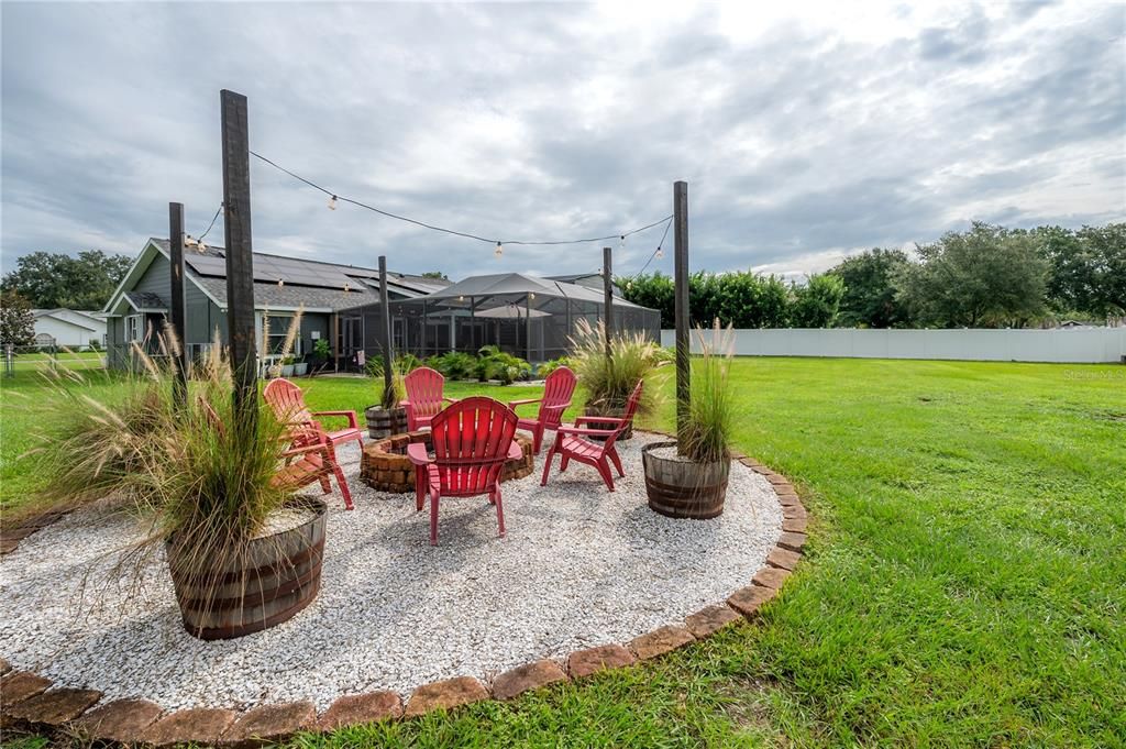 Active With Contract: $560,000 (3 beds, 2 baths, 1893 Square Feet)