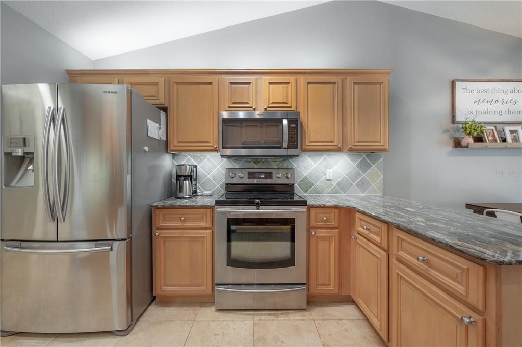 Active With Contract: $560,000 (3 beds, 2 baths, 1893 Square Feet)
