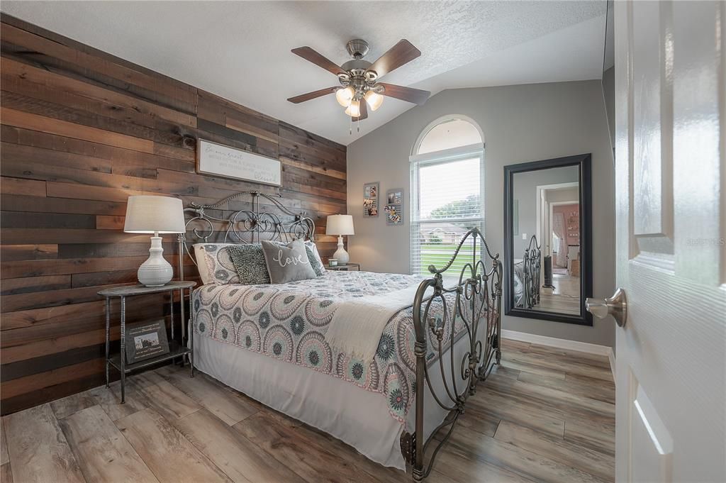 Active With Contract: $560,000 (3 beds, 2 baths, 1893 Square Feet)