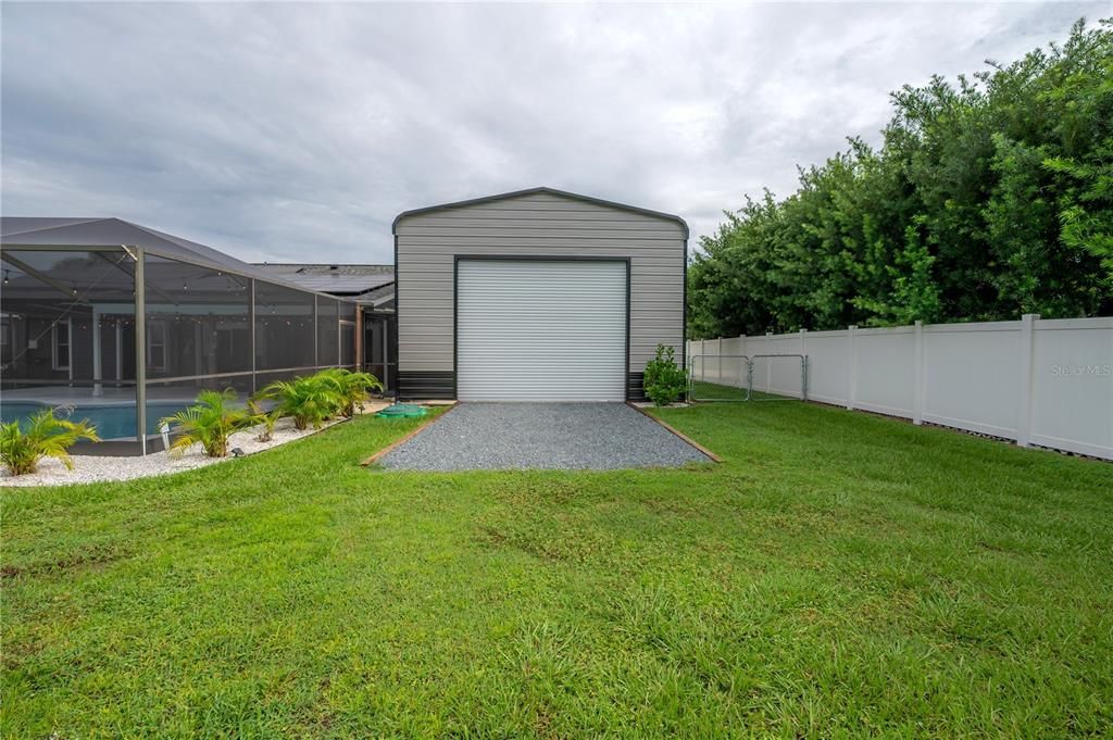 Active With Contract: $560,000 (3 beds, 2 baths, 1893 Square Feet)