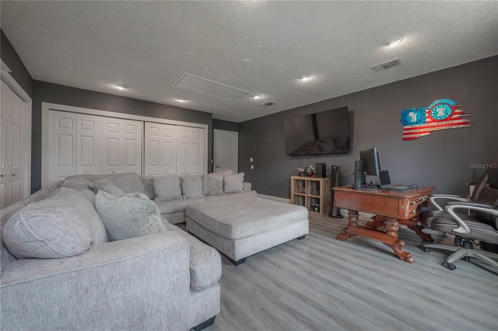 Active With Contract: $560,000 (3 beds, 2 baths, 1893 Square Feet)