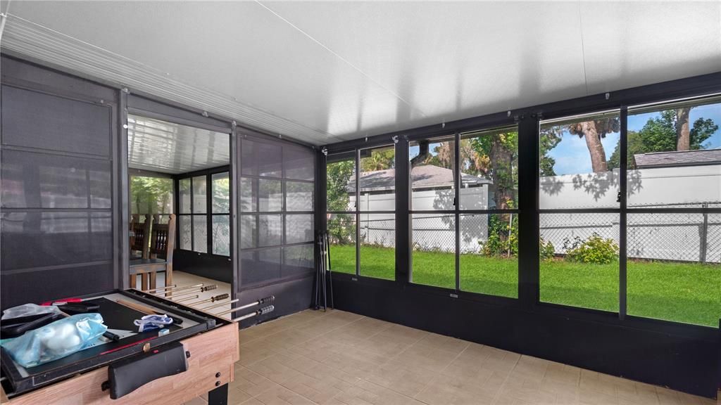 Active With Contract: $239,000 (2 beds, 2 baths, 1146 Square Feet)