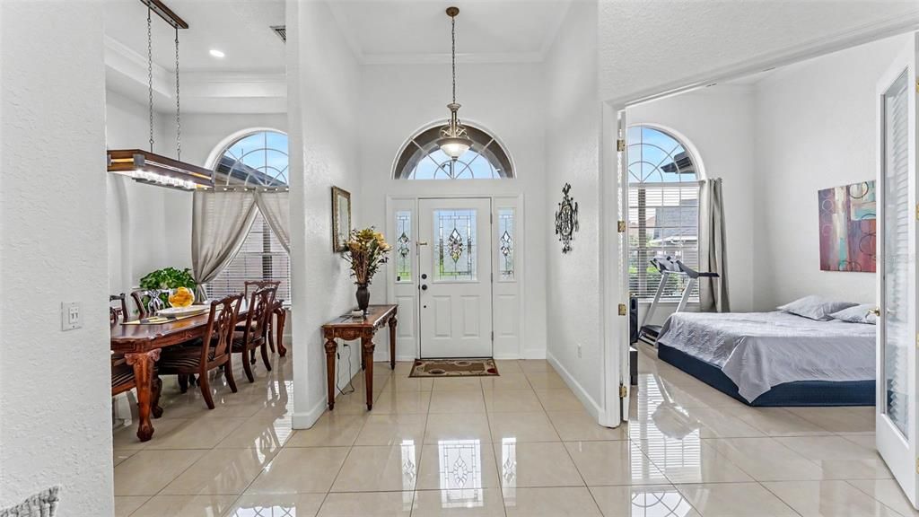 En Venta: $629,900 (5 camas, 3 baños, 2869 Pies cuadrados)