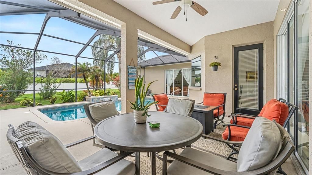 En Venta: $629,900 (5 camas, 3 baños, 2869 Pies cuadrados)