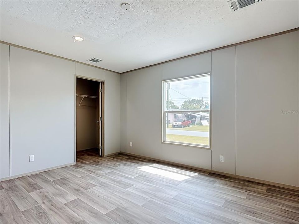 En Venta: $339,900 (3 camas, 2 baños, 1568 Pies cuadrados)